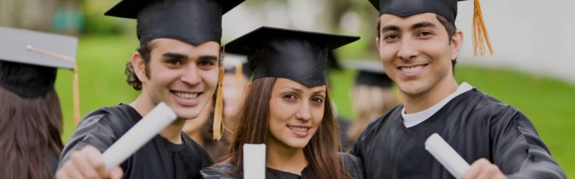 Top 5 Undergraduate Scholarship for UK